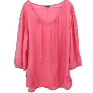 Unique Spectrum Pink Tunic Top 2X Crochet Lace Long Sleeves
